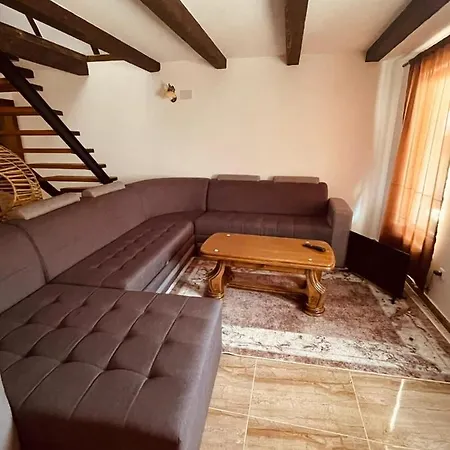 Cozy Weekend House Zaid Chalet *